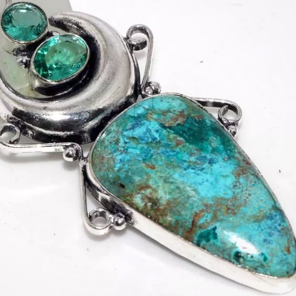 Chrysocolla and blue topaz pendant - Picture 2 of 2
